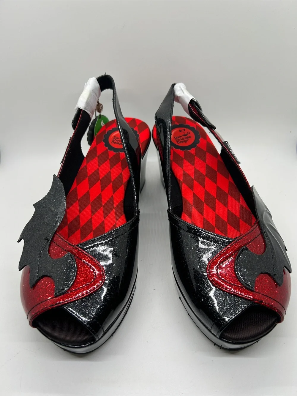 Hot Chocolate Design NWT Scarlet Black/Red Wedge Heel Slingback Shoes *Sz 8* 🌹🌹